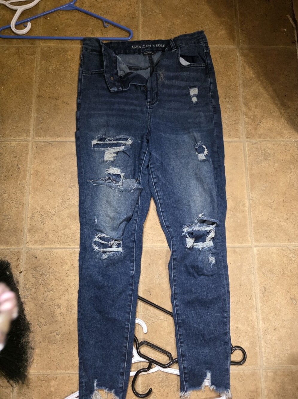 American Eagle Distressed Dark Wash Ripped Jeans